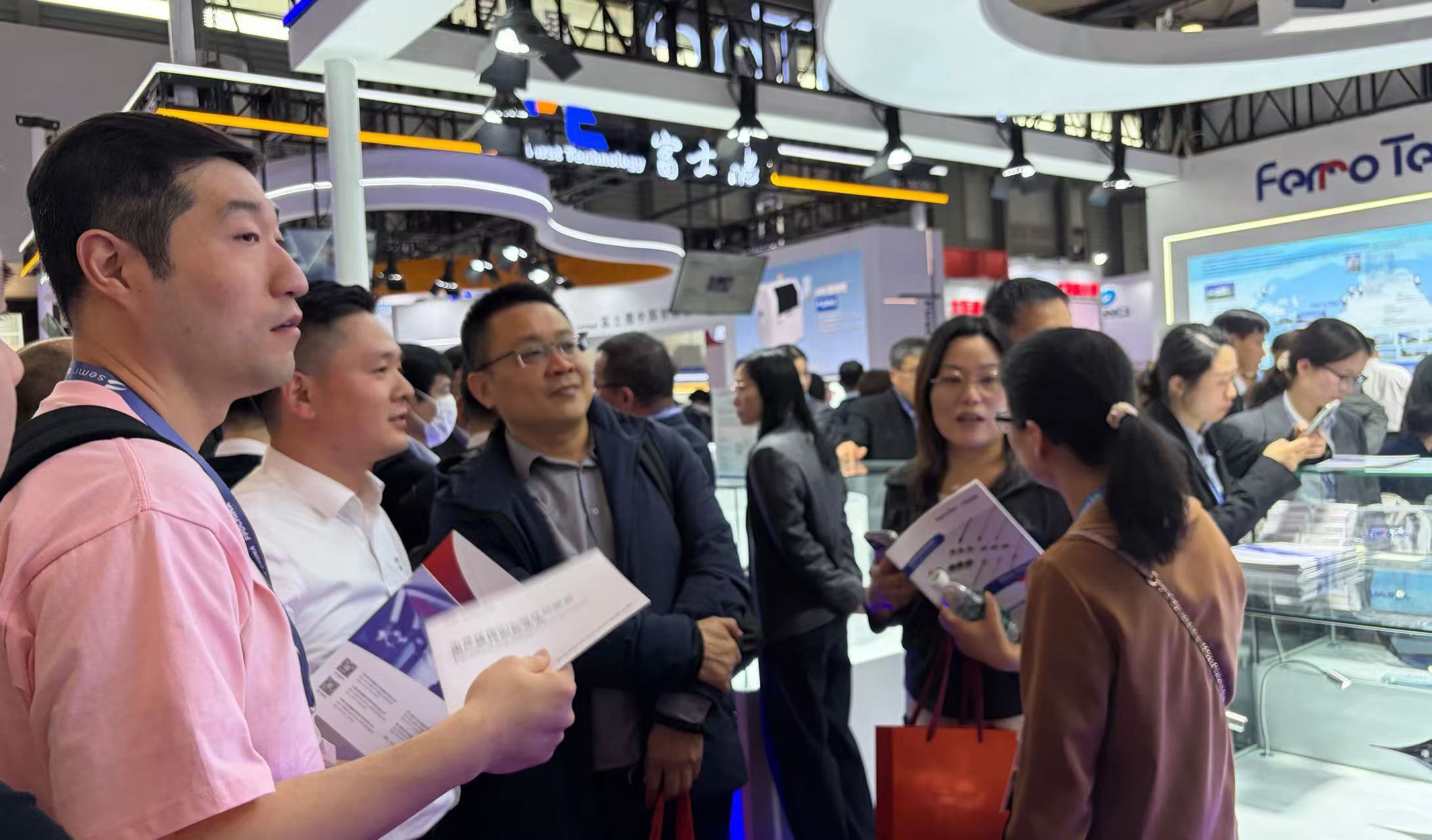 1775552219405520DaAf.jpg 3.jpg